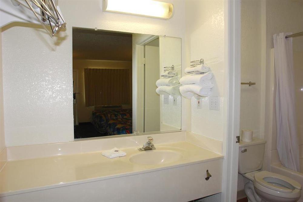 Motel 6-Sepulveda, Ca - Los Angeles - Van Nuys - North Hills Room photo